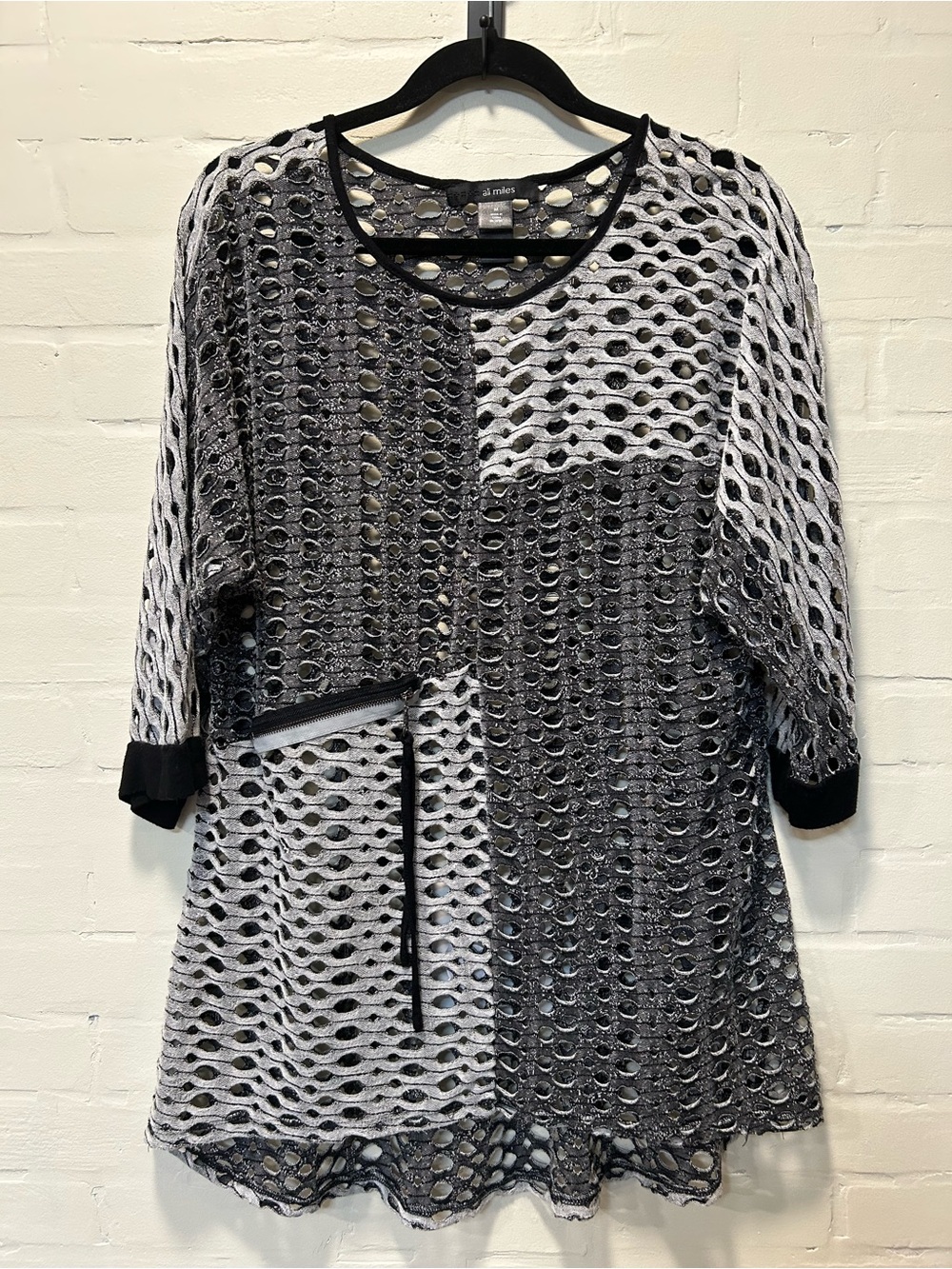 Ali Miles Open Knit Mesh Patchwork Tunic Top Size M Gray Black Artsy Lagenlook